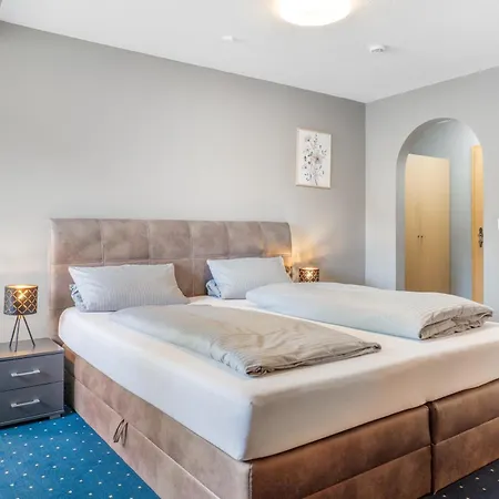 Hotell Alpenrose 3*