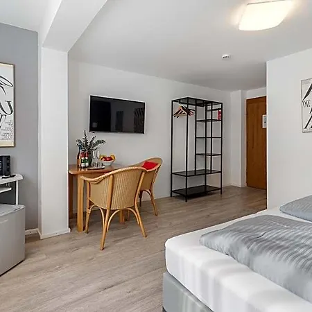 Alpenrose Hotel 3*